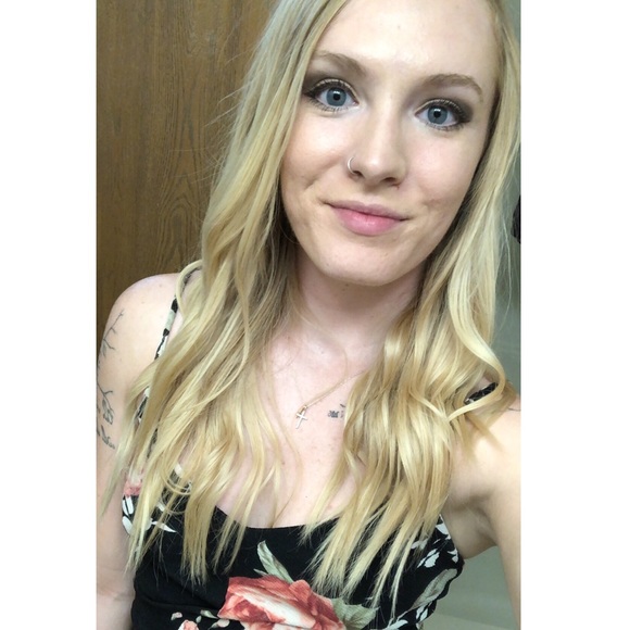 Meet your Posher, Shannon - Picture 1 of 1